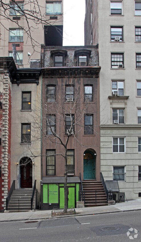 Primary Photo - 162 E 37th St