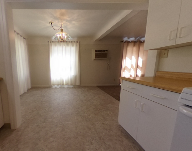 Foto del edificio - Cute 2 Bed / 2 Bath Home For Rent in Oroville