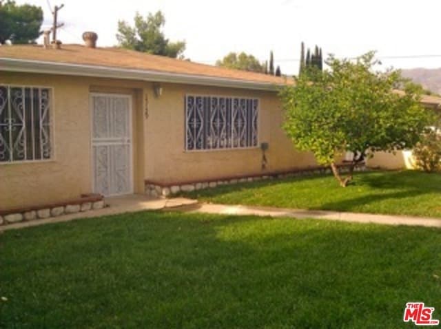 Foto del edificio - 15131 Polk St