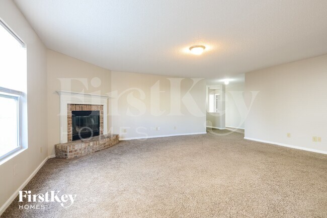 Building Photo - 9214 Bainbridge Dr