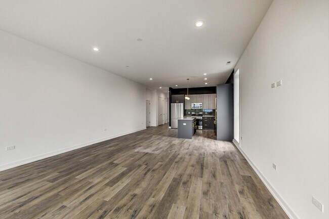 Foto del edificio - 815 N Richmond St
