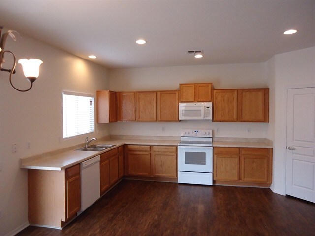 Building Photo - 17248 W Marshall Ln