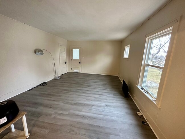Building Photo - 3042 S Custer Rd