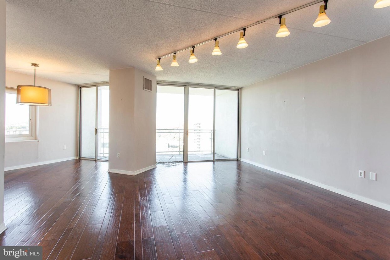 Foto principal - 2301 Cherry St