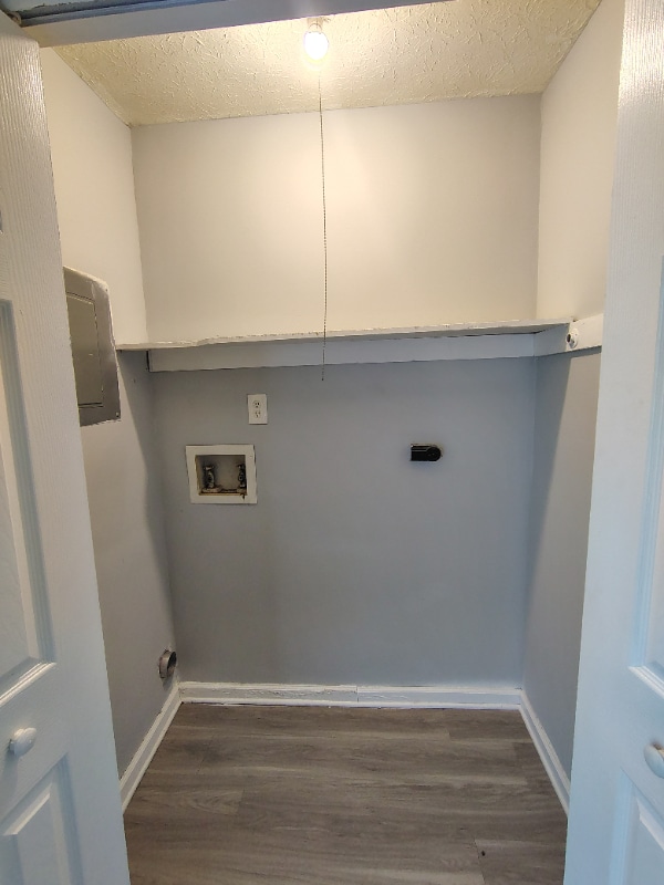 Foto del edificio - 54 Ferguson Dr