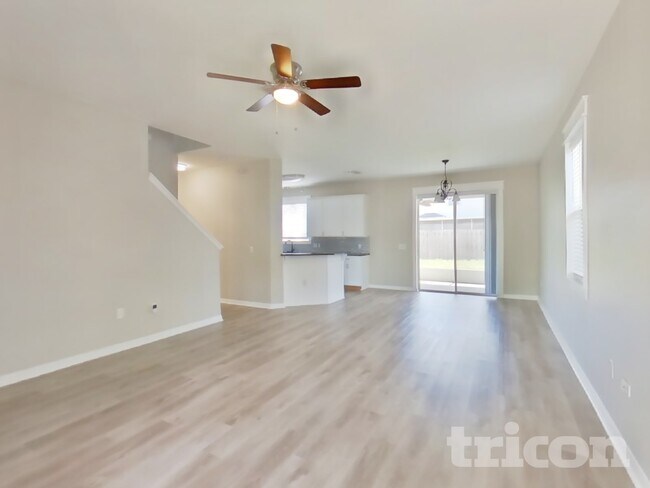 Foto del edificio - 12134 Fern Haven Ave