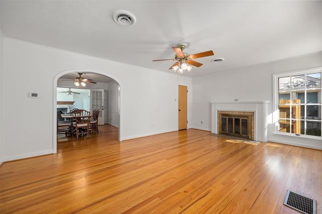 Foto del edificio - 3616 Harwen Terrace