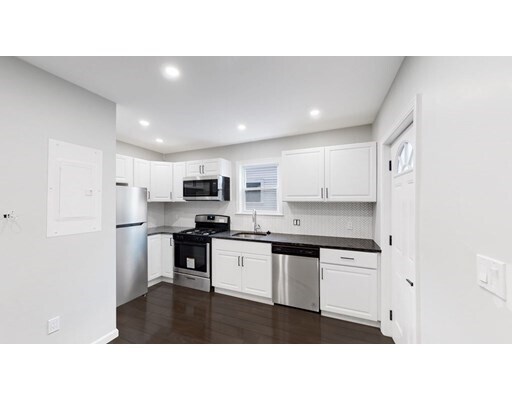 Foto del edificio - 249 Everett St