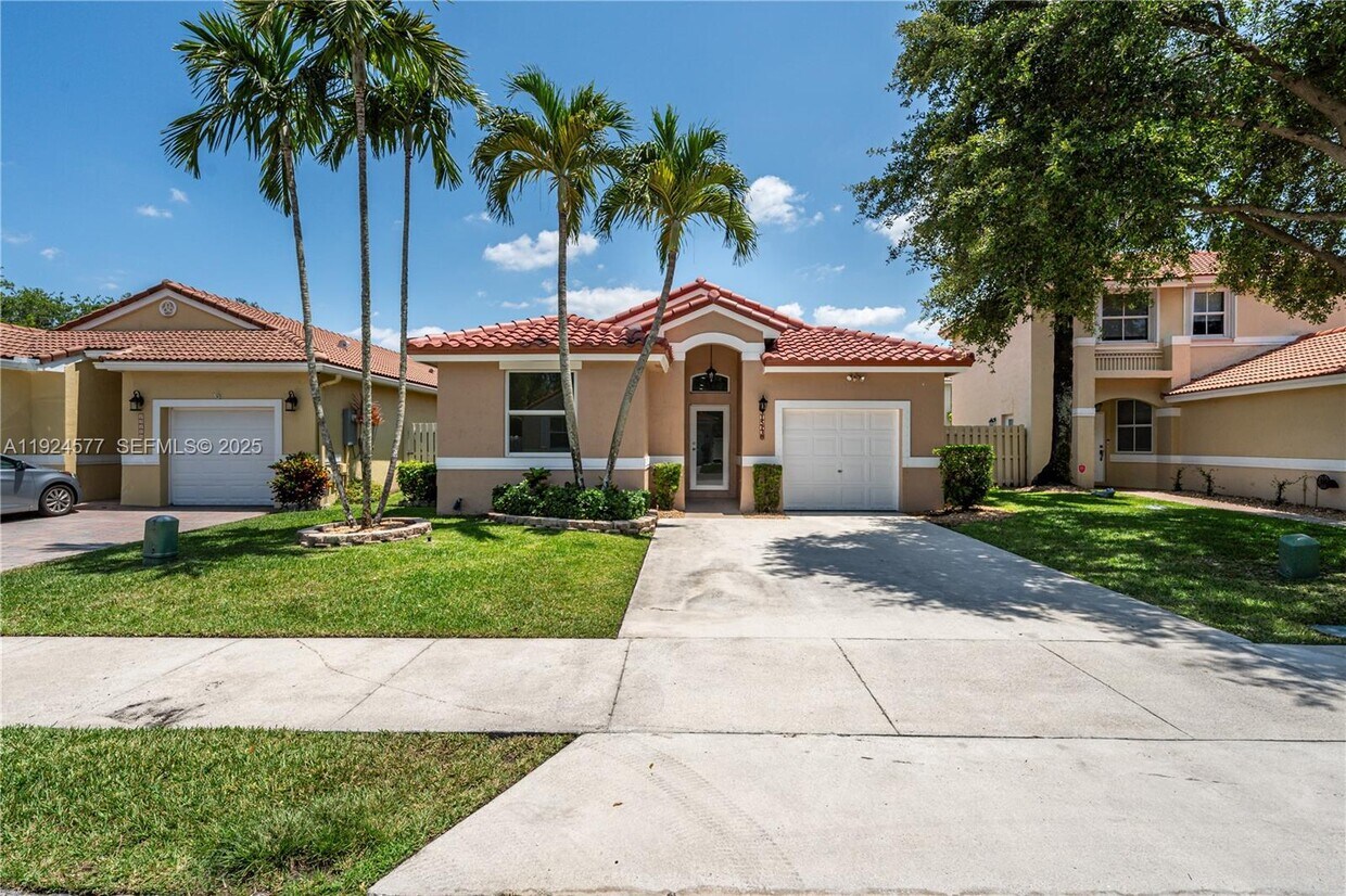 Foto principal - 15130 SW 49th Ct