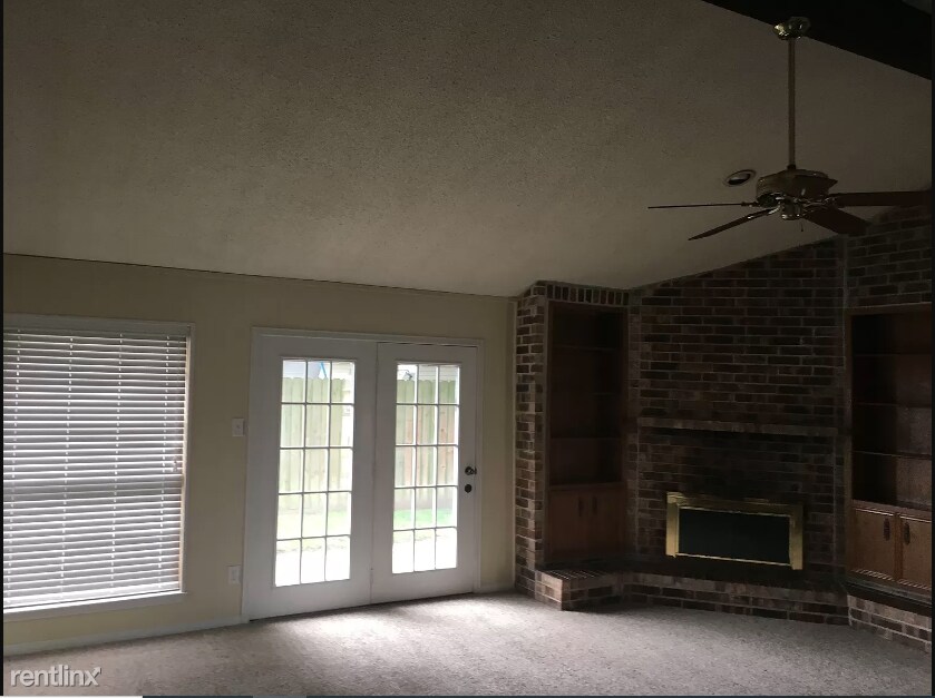 Foto del edificio - 3 br, 2 bath House - 2318 Cambridge Court ...