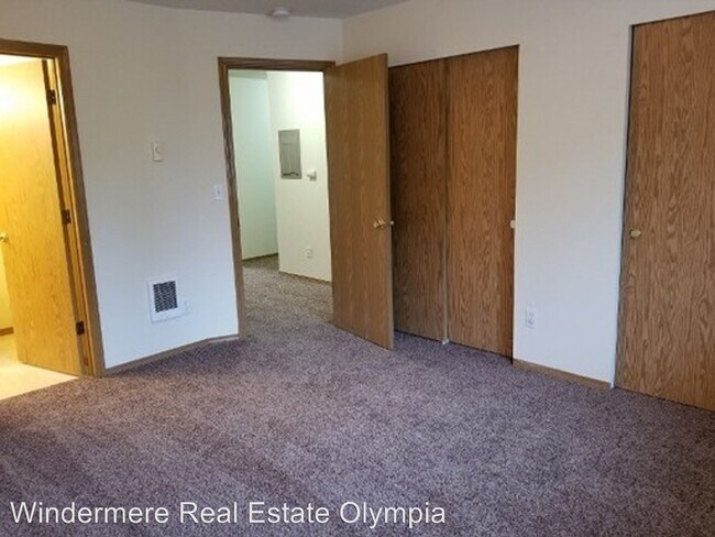 Foto del edificio - 316 Choker St SE