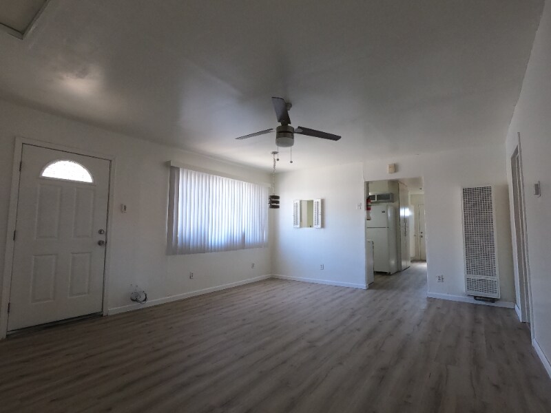3905 Cuny Ave Unit B, Sacramento, CA 95823 Room for Rent in