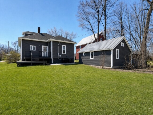 Building Photo - 509 Martin St