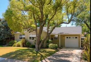 Building Photo - 4650 Custis Ave