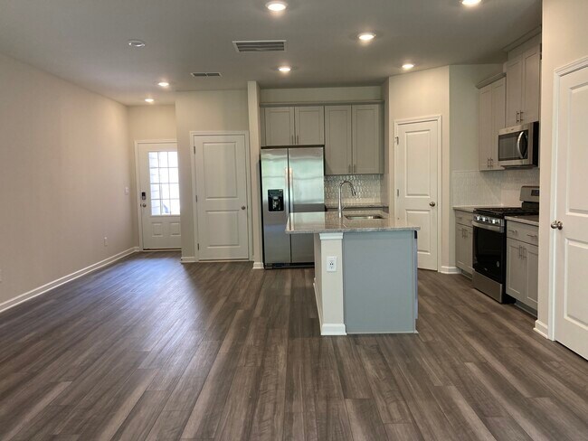 Foto del edificio - 354 Timberland Ave