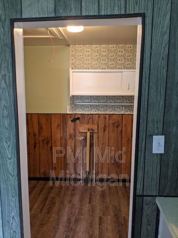 Foto del edificio - 3024 Walters Dr