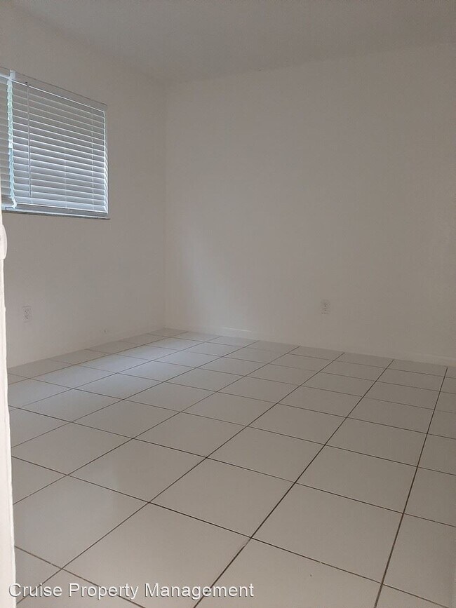Foto del edificio - 5831 SW 36th Ct