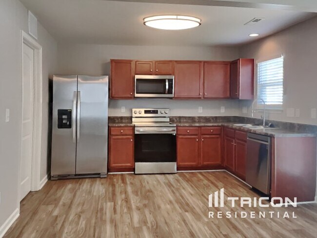 Foto del edificio - 4079 Village Park Ct