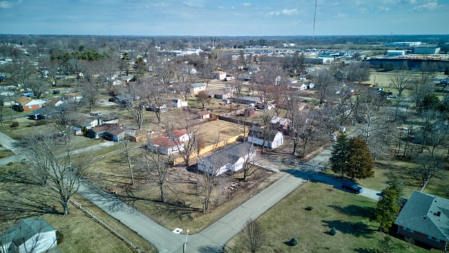 Building Photo - 8810 Beechwood Ave