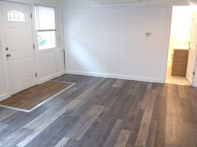 Building Photo - 8332 Loyal Way NW