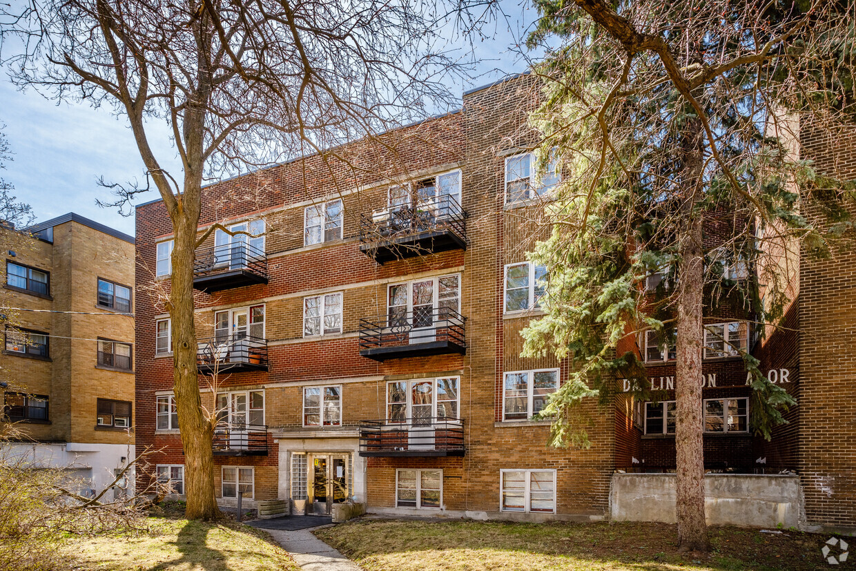Building Photo - 5730 Av De Darlington