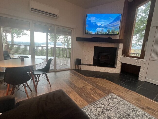 Foto del edificio - 1952 Sun Crest Dr