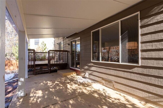 Foto del edificio - AMAZING 4 Bed 4 Bath Single Family Home in...