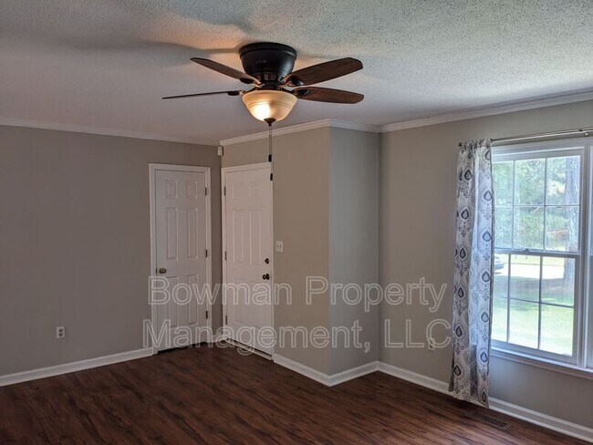 Foto del edificio - 125 Brookstone Dr