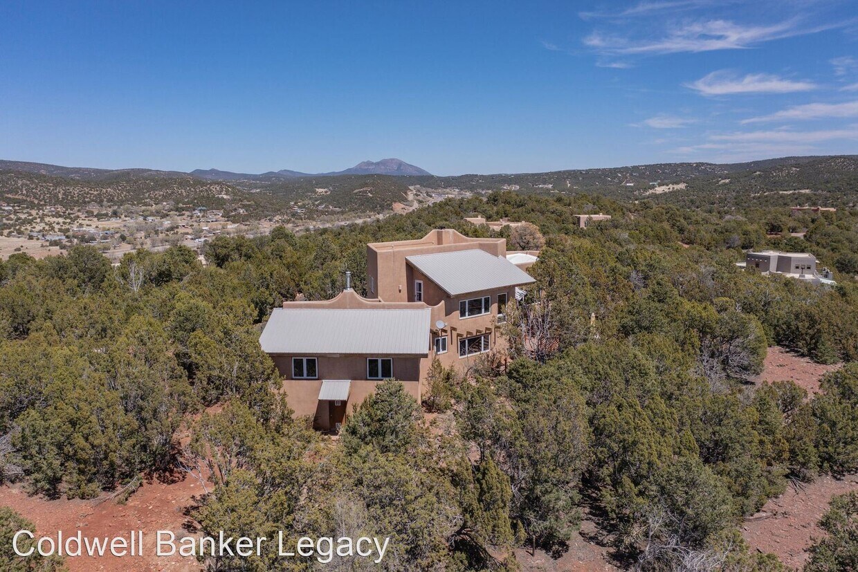 46 Eagle Crest Dr, Tijeras, NM 87059 House Rental in Tijeras, NM