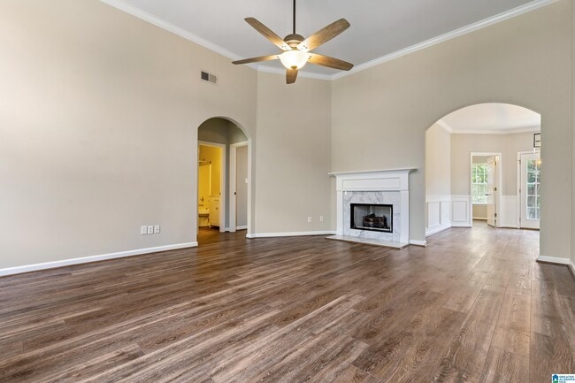 Building Photo - 141 Calumet Dr