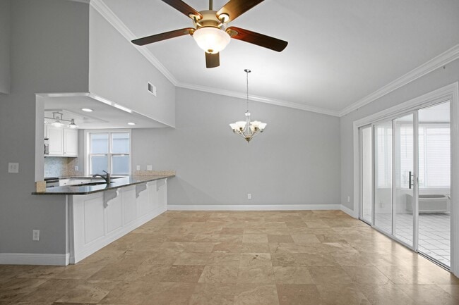 Building Photo - 319 L'Atrium Dr