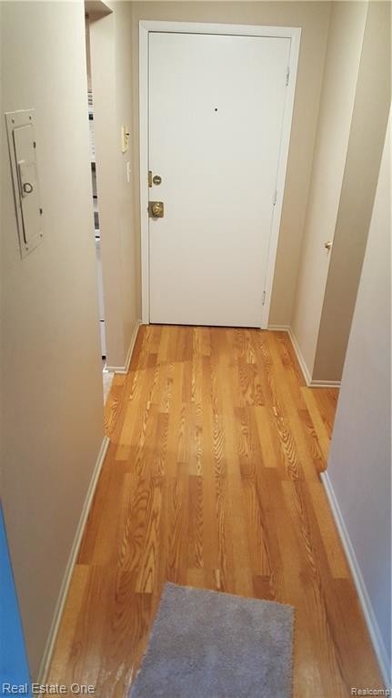 Foto del edificio - 676 E Fox Hills Dr