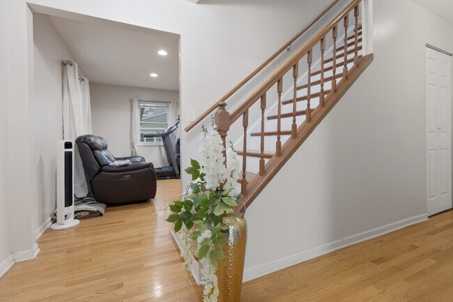 Foto del edificio - 818 Dunbar Ct