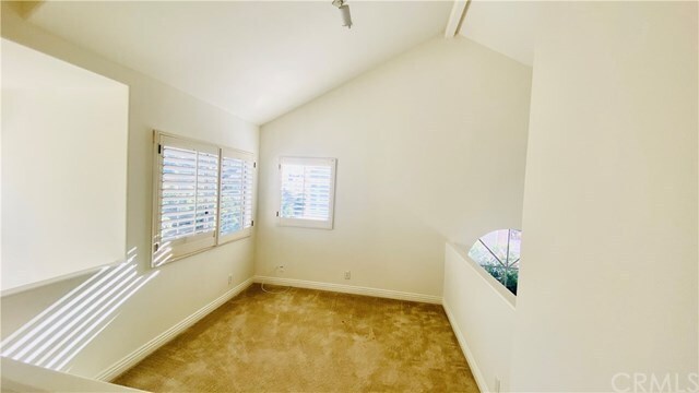 Building Photo - 2547 Orange Ave