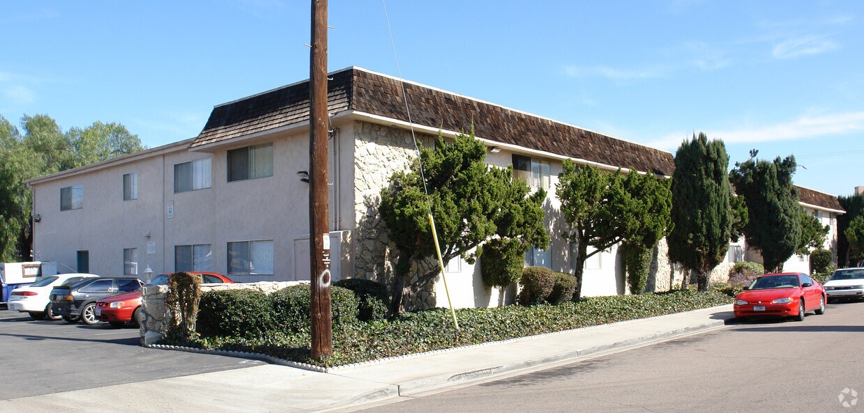 Primary Photo - 310 Linda Way