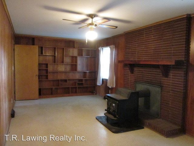 Building Photo - 3 br, 2 bath House - 8901 Hood Road
