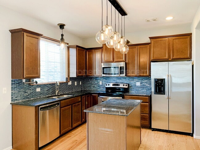 Photo - 15450 Carob Cir House