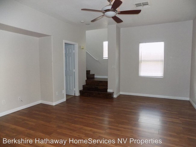 Foto del edificio - 6260 Sunset Spring Ave