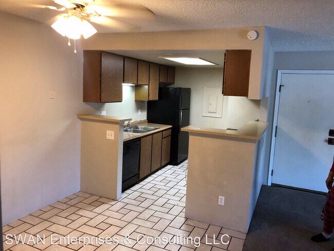 Building Photo - 3 br, 2 bath House - 18091 E. Kentucky Ave...