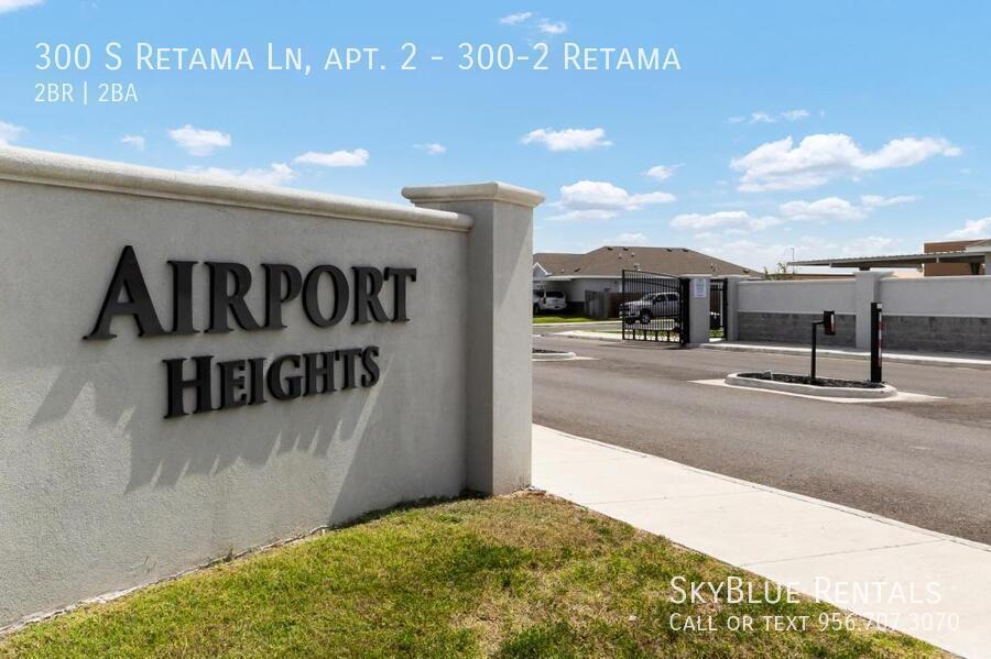 Primary Photo - 300 S Retama Ln