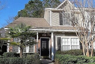 Building Photo - 1100 Elm Hall Cir