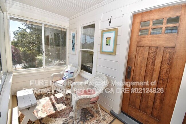 Foto del edificio - 1345 Eastman Ln