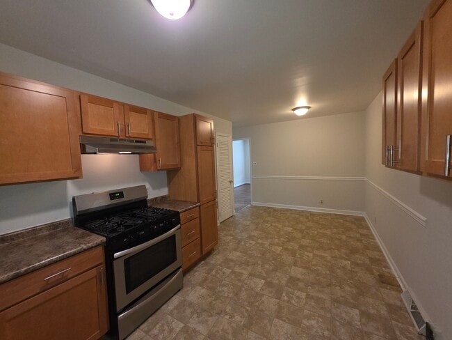 Foto del edificio - 3721 Driftwood Dr