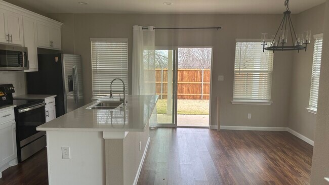 Foto del edificio - 420 N Denley Dr