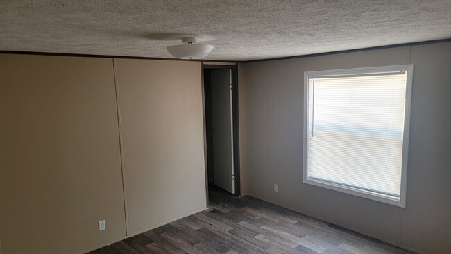 Building Photo - 32730 Carolee Cir