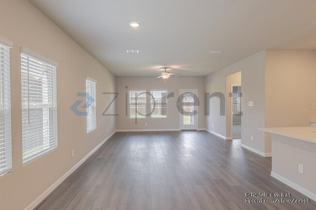 Foto del edificio - 3914 Walmer Wy