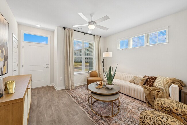 Interior Photo - Ascend Cottages At Highland Square
