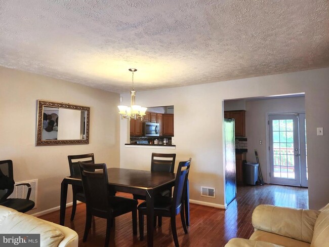 Building Photo - 11646 Cosca Park Dr