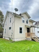 Building Photo - 3 W Edison Ave