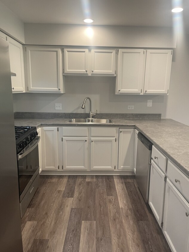 Primary Photo - Pond View 2 Bedroom -2 Bath Apartment